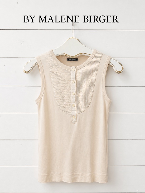 By Malene Birger Tops - By Malene Birger Cream Fine Knit Sleeveless Top – Estimated Size XS